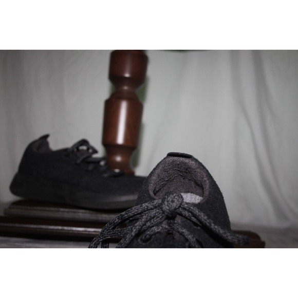 Allbirds Women's 7 Charcoal Wool Running Shoes Lightweight Comfort - Picture 5 of 9